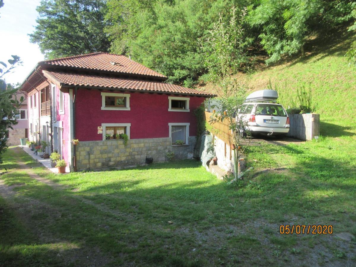 La Muria Apartment Onís Exterior foto